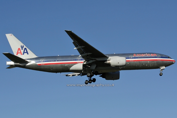 AAweb4.jpg - American Airlines Boeing 777 - Order an Aviation Print Below or email info@iesphotography.co.uk for other usage