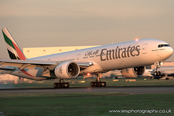 ek6.jpg - Emirates Boeing 777 - Email - info@iesphotography.co.uk for photo usage or order a print below