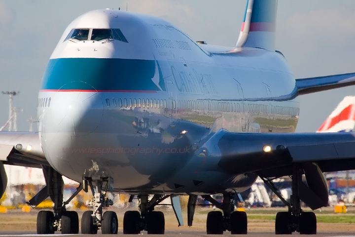 BHUI_011006_LHRa_wm.jpg - Boeing 747