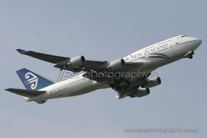 ZKNBV_220406_LHR_wm.jpg - Boeing 747