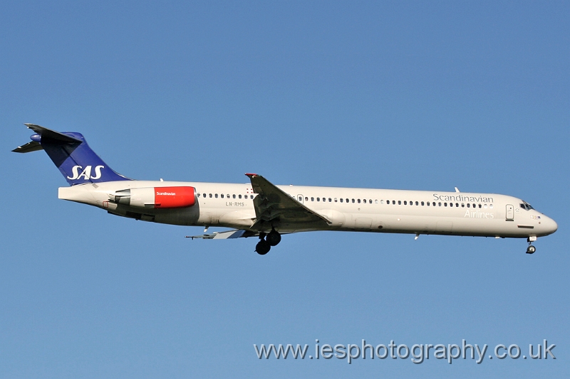 LNRMS_290106_LHR.jpg - Scandinavian Airlines - SAS