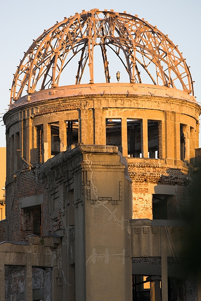 abombdomeeve.jpg - Hiroshima Atom Bomb Dome