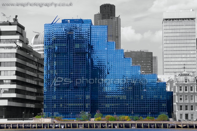 bluebuilding1_wm.jpg - Bulding on the Thames