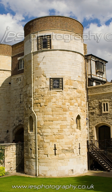 towerlondon_wm.jpg - Tower of London