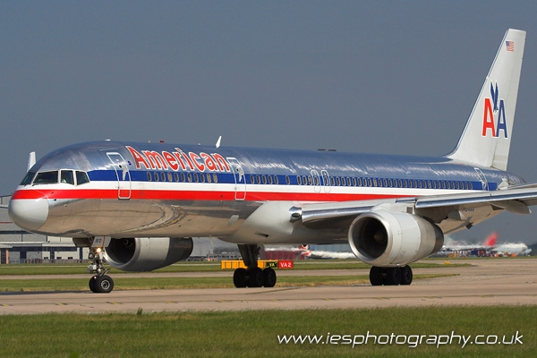 AAweb12.jpg - American Airlines Boeing 757 - Order an Aviation Print Below or email info@iesphotography.co.uk for other usage
