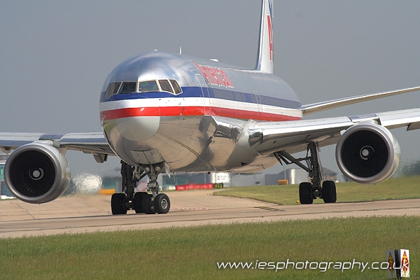AAweb14.jpg - American Airlines Boeing 767 - Order an Aviation Print Below or email info@iesphotography.co.uk for other usage