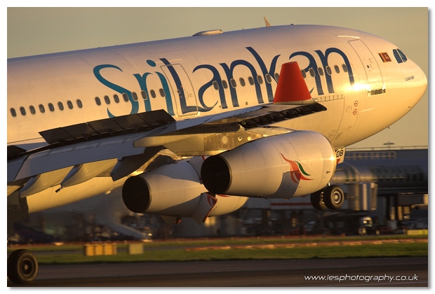 4radbaaa.jpg - A340 Sri Lankan